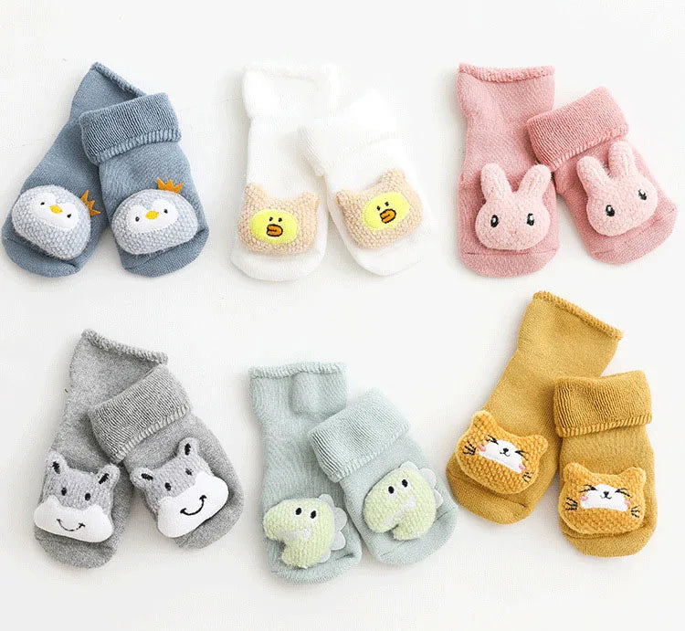 Herbst Winter Baby Mädchen Weiche Baumwolle Terry Boden Socken Neugeborenen 3D Puppe Cartoon Tier Bogen Anti Slip Schuhe für Kleinkind junge Kleidung