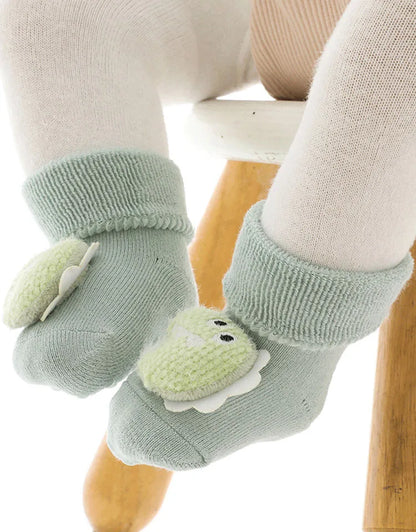 Herbst Winter Baby Mädchen Weiche Baumwolle Terry Boden Socken Neugeborenen 3D Puppe Cartoon Tier Bogen Anti Slip Schuhe für Kleinkind junge Kleidung