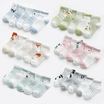 Niedliche Baby Socken mit Tiermuster