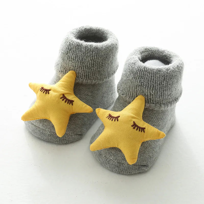 Herbst Winter Baby Mädchen Weiche Baumwolle Terry Boden Socken Neugeborenen 3D Puppe Cartoon Tier Bogen Anti Slip Schuhe für Kleinkind junge Kleidung