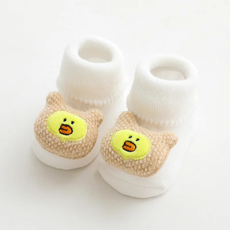 Herbst Winter Baby Mädchen Weiche Baumwolle Terry Boden Socken Neugeborenen 3D Puppe Cartoon Tier Bogen Anti Slip Schuhe für Kleinkind junge Kleidung