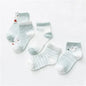 Niedliche Baby Socken mit Tiermuster